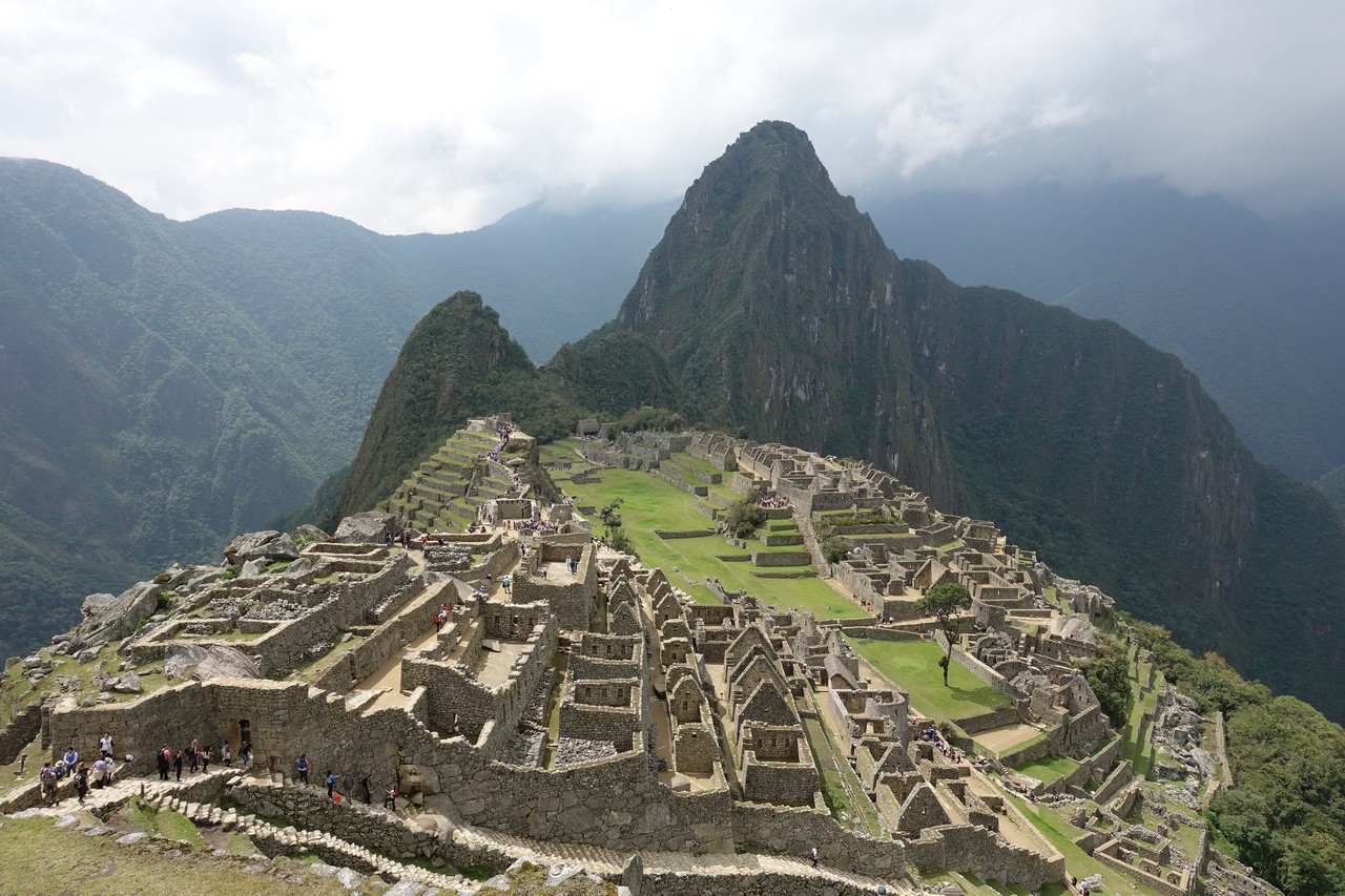 a stone ruins on Machu Picchu