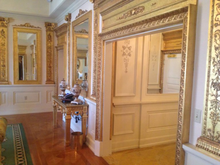 Vegas Knockout: Why Oh, Why Do I Love Paris?