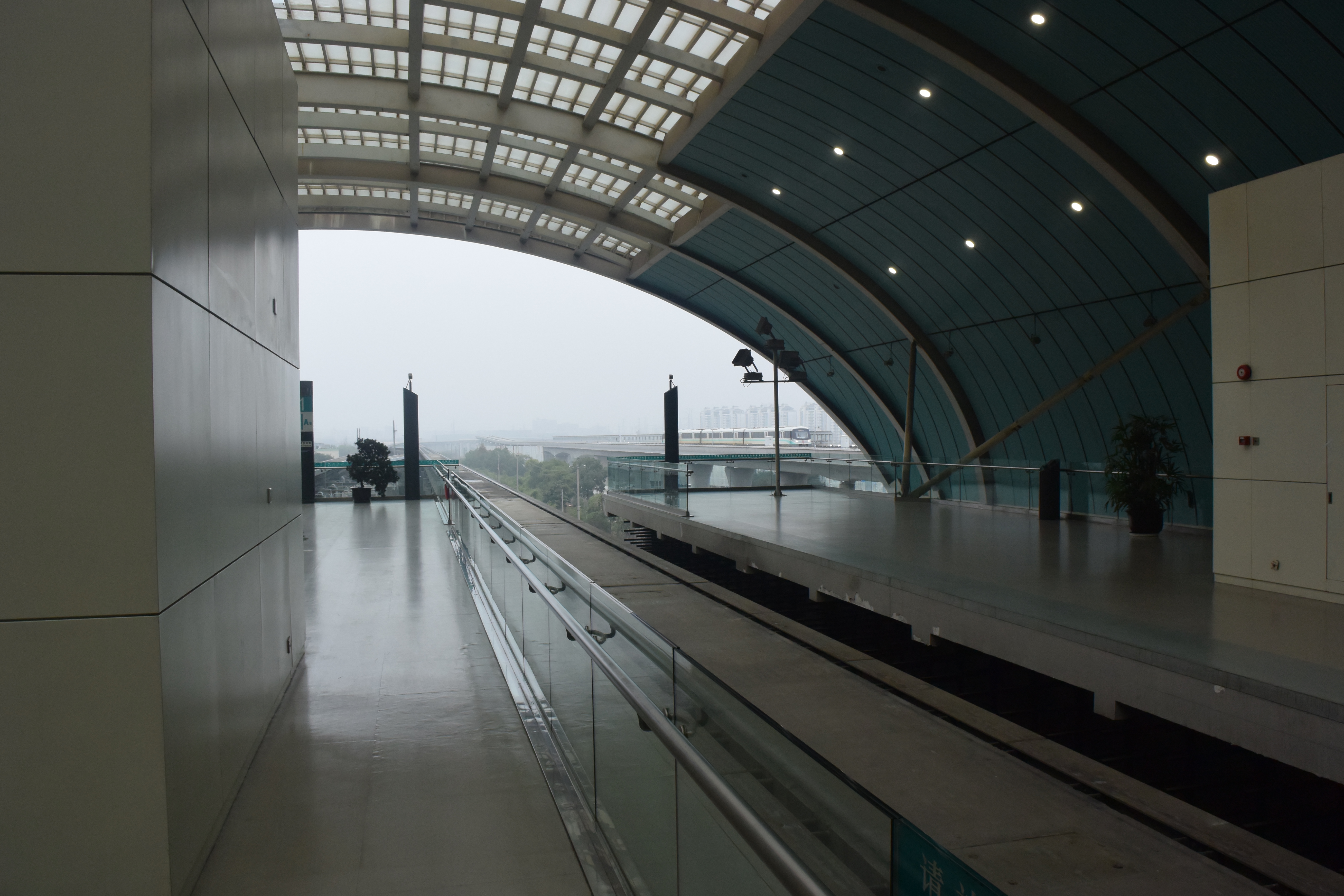 maglev shanghai airport