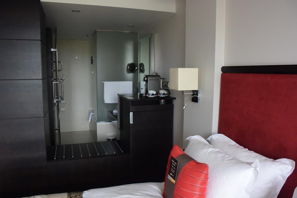 Modern room and bath