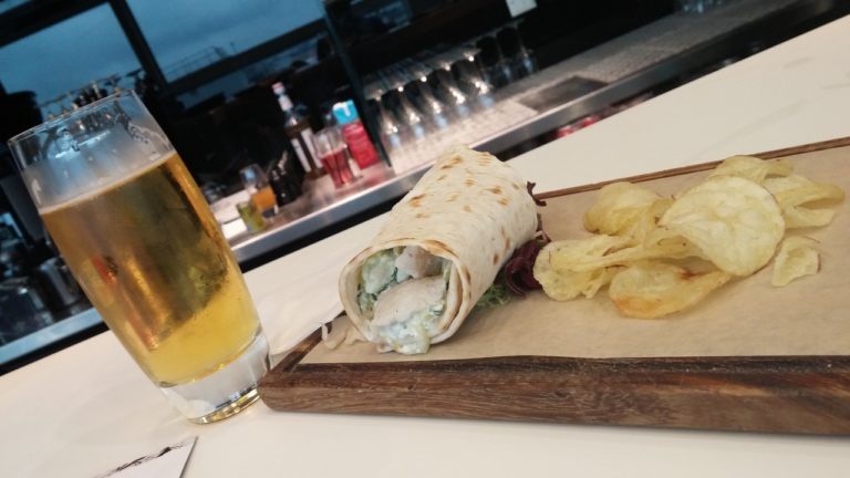 No. 1 Lounge Gatwick: The James Bond Review