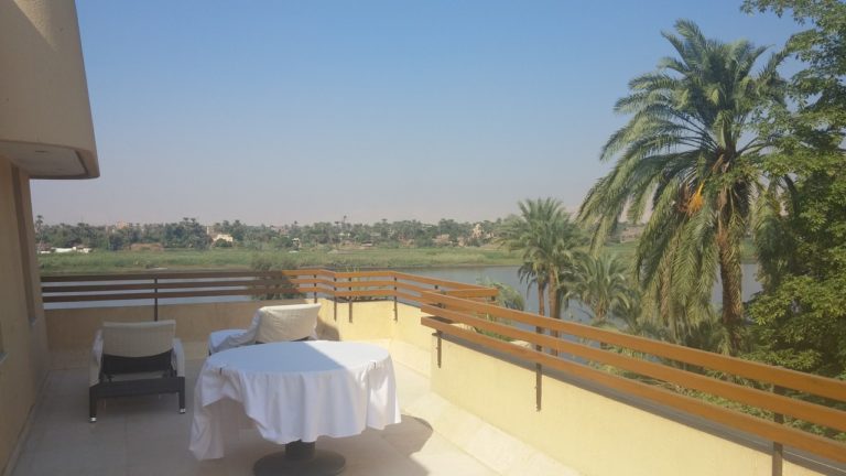 Sheraton Luxor Resort: Don’t Leave the 4th Floor