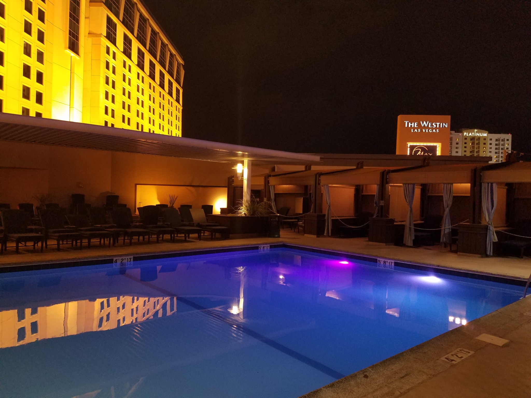 Rooftop Pool Las Vegas  The Westin Las Vegas Hotel & Spa