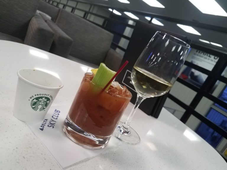 Delta Sky Club JFK: The One Without the Hot Dogs