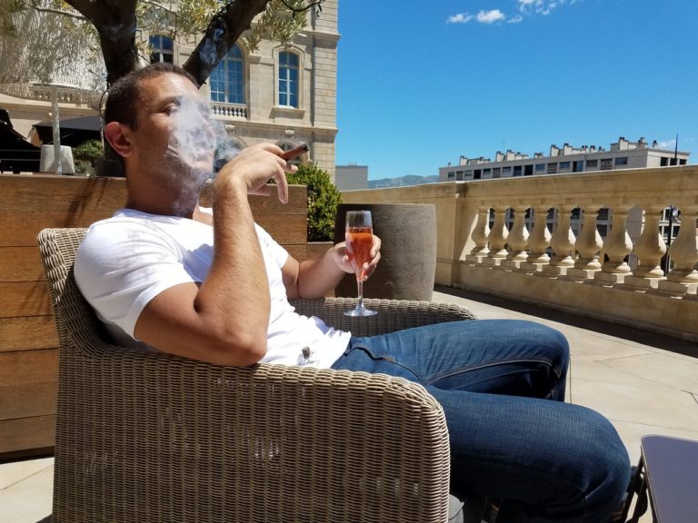 Champagne & Cigars at the IC Marseille