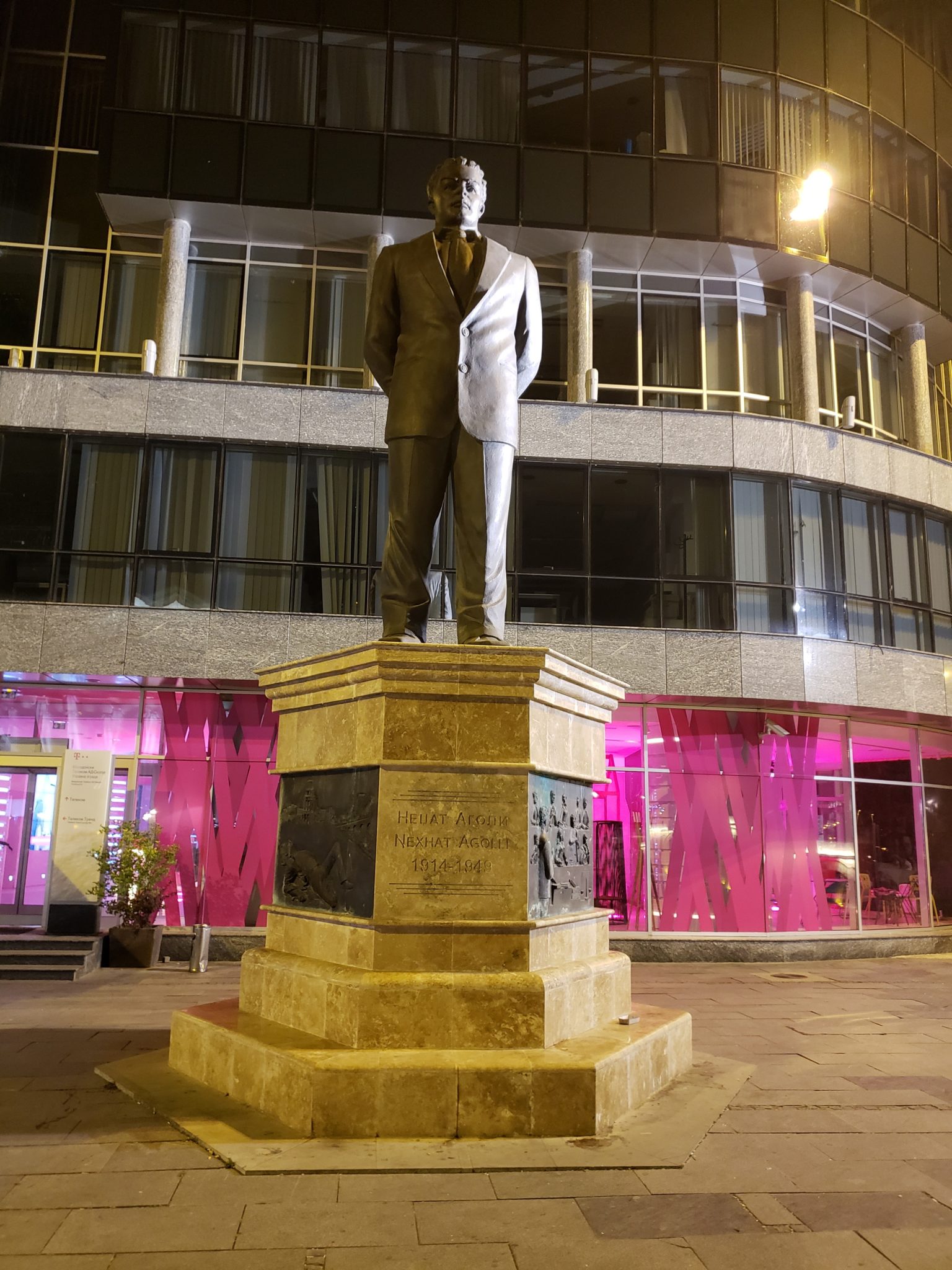 a statue of a man in a suit
