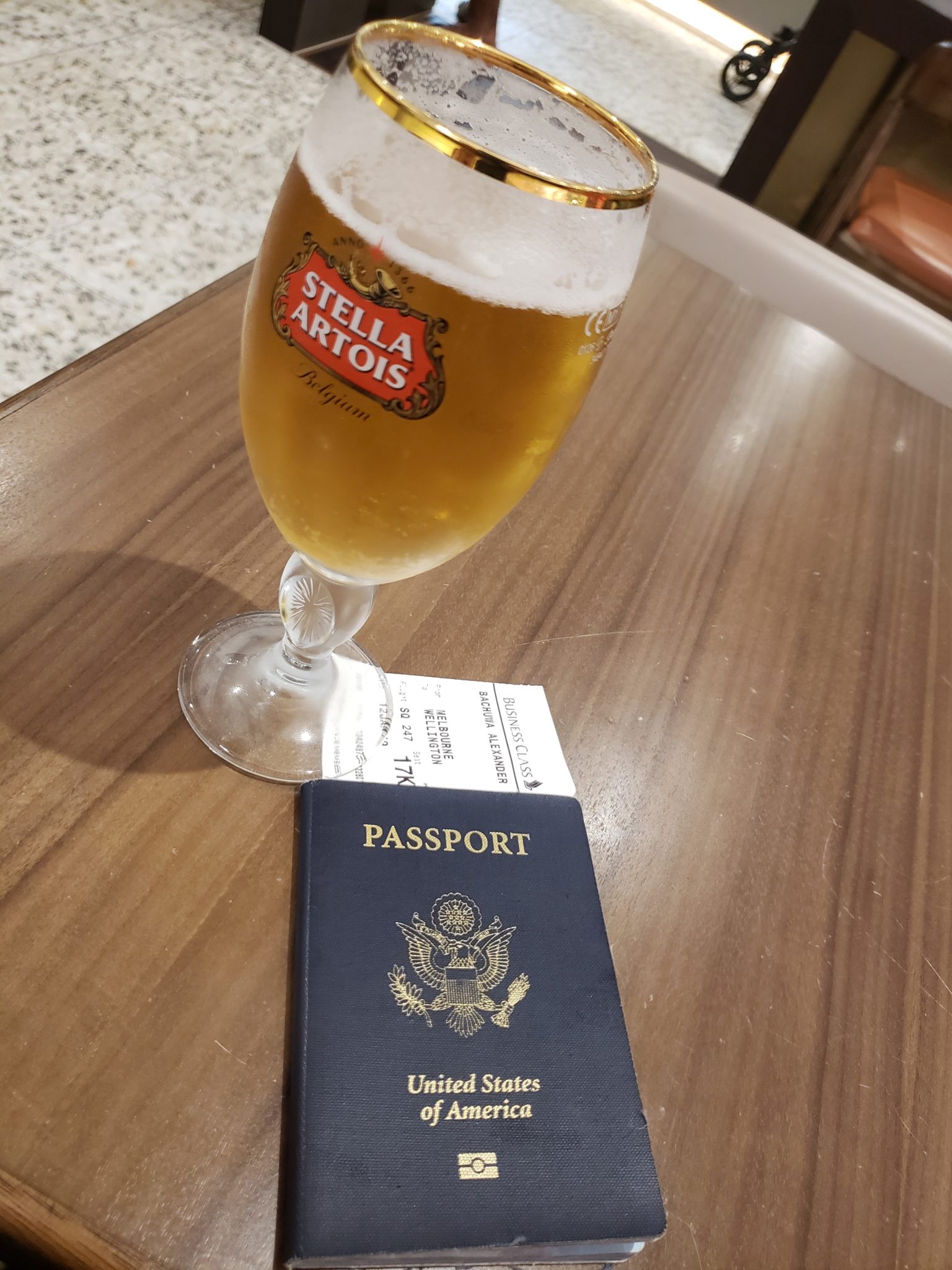Melbourne Airport Lounge Review