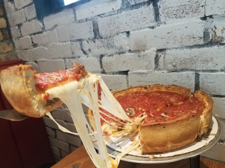 Giordano’s Pizza Chicago: Trust Your Taste Buds, Not Your Friends