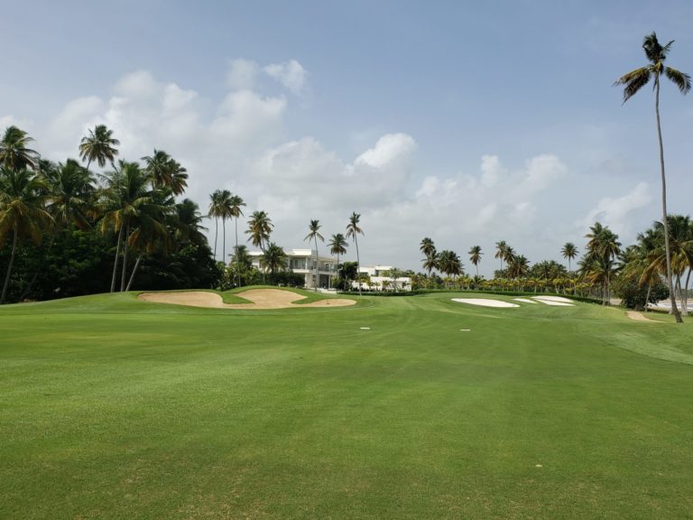 House Hunters Puerto Rico: Bored in Beautiful Bahia Beach