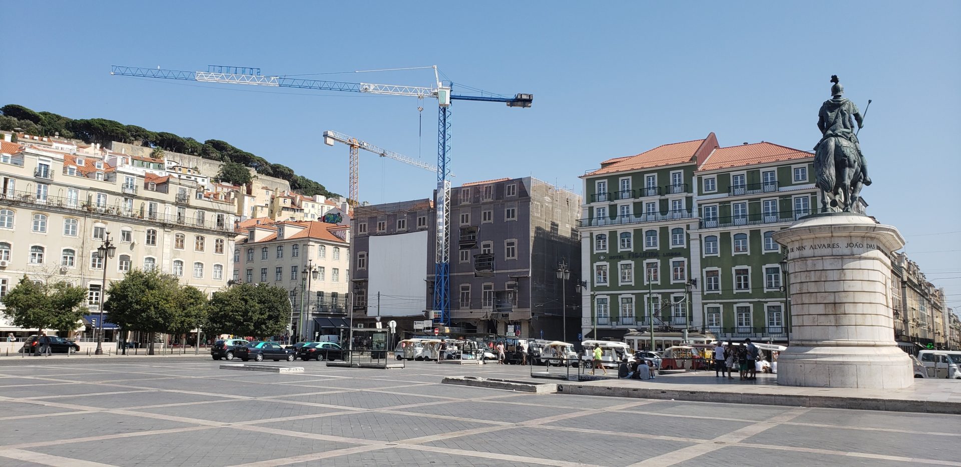 a large crane in a city