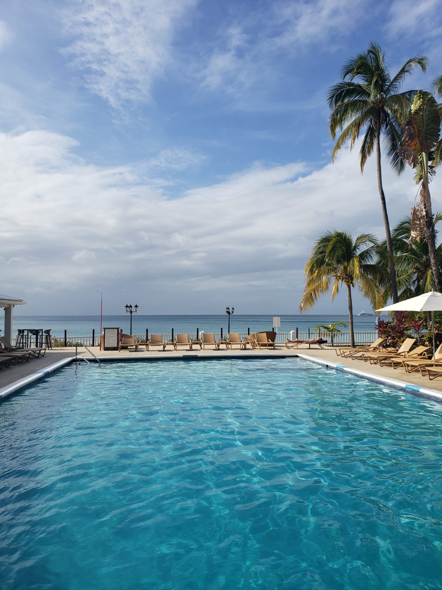 Keep vs. Cancel: US Bank Radisson (Update)