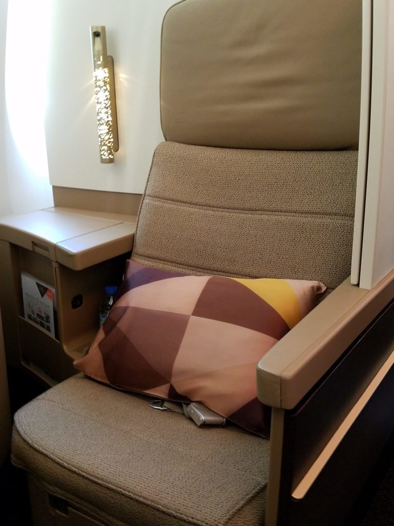 The Appetizer to Apartments: Etihad Business Amman to Abu Dhabi