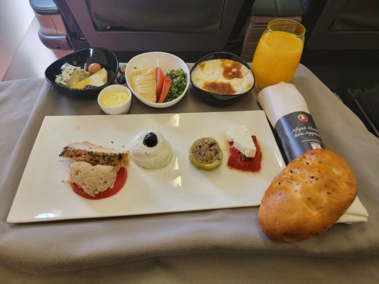 Vilnius to IST: Turkish Flight Review 1 out of 8