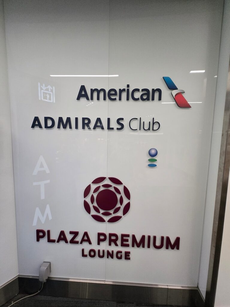 AA Admirals Club Toronto: Not Worth a Review