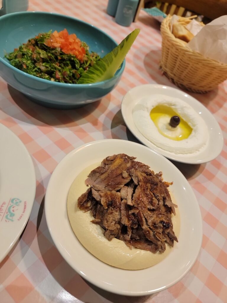 Remman Cafe Doha: Late Night Eats